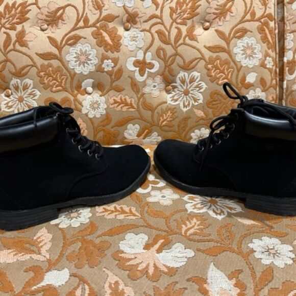 5/$20 Boots black ameta size 6.5  AF - Picture 5 of 7